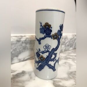 Chinese Porcelain Ceramic Blue White Plum Blossoms Vase Brush Pot 7” T